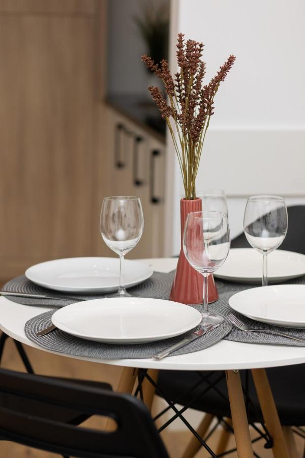 Wola Pet-Friendly Apartments With Ac Slawinska By Noclegi Renters 华沙 外观 照片