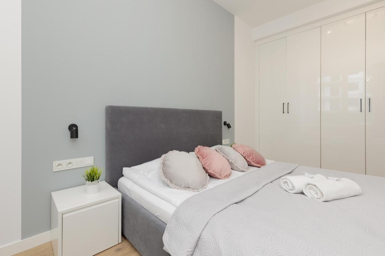 Wola Pet-Friendly Apartments With Ac Slawinska By Noclegi Renters 华沙 外观 照片