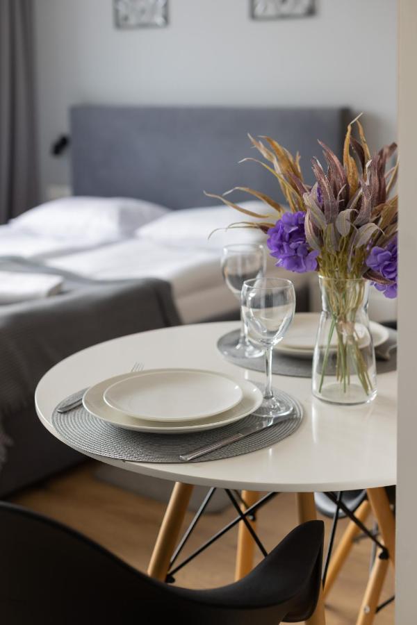 Wola Pet-Friendly Apartments With Ac Slawinska By Noclegi Renters 华沙 外观 照片