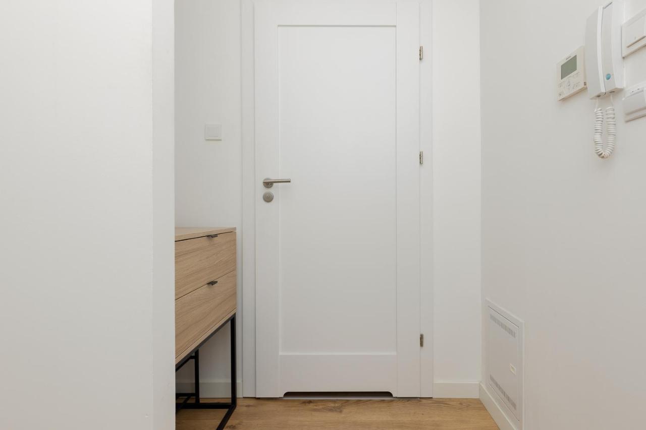 Wola Pet-Friendly Apartments With Ac Slawinska By Noclegi Renters 华沙 外观 照片