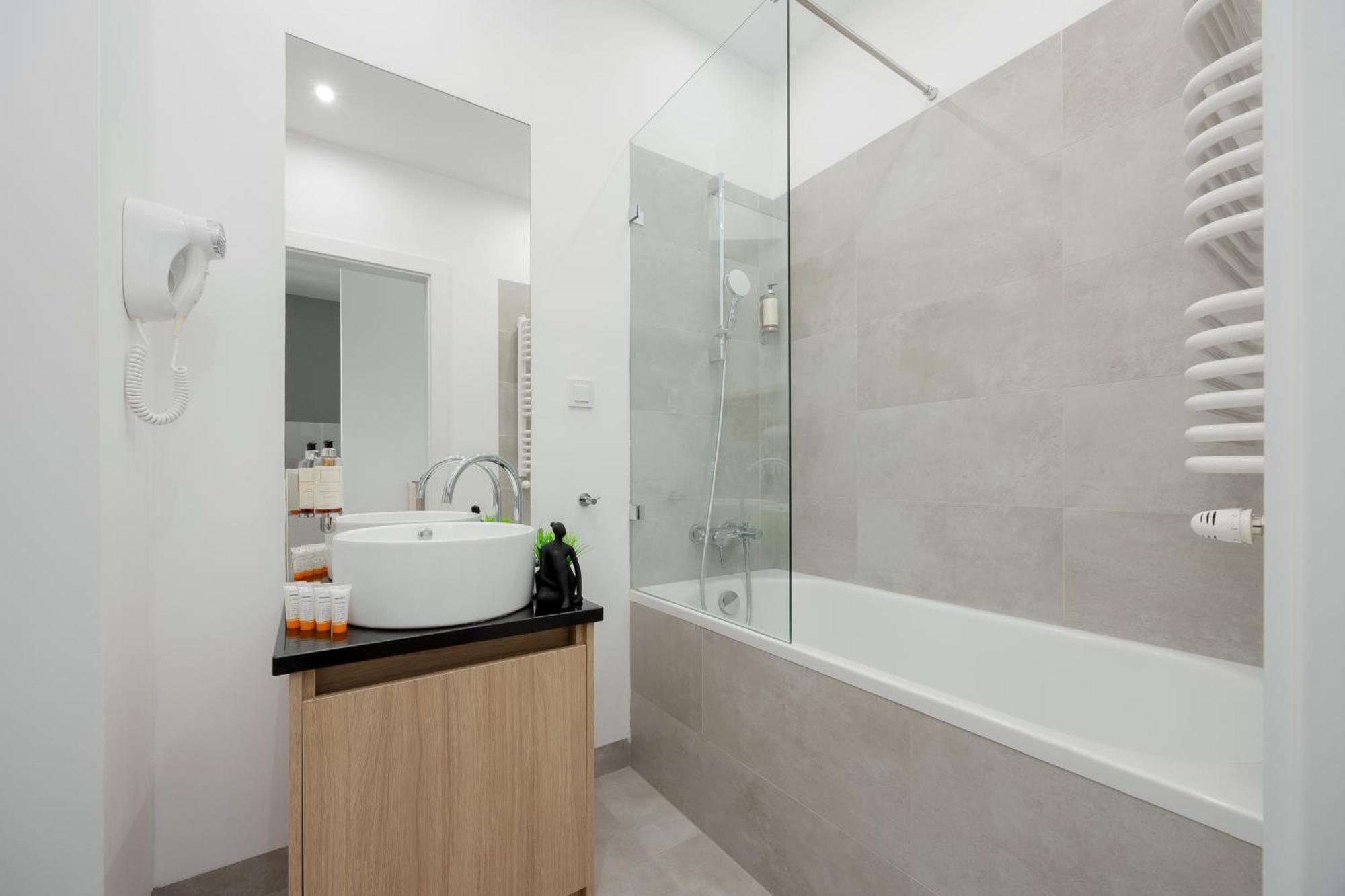 Wola Pet-Friendly Apartments With Ac Slawinska By Noclegi Renters 华沙 外观 照片